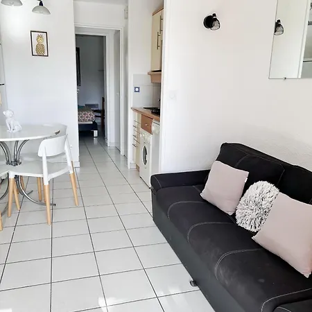 Apartment Front De Mer, 8min Du Palais Des Festivals *